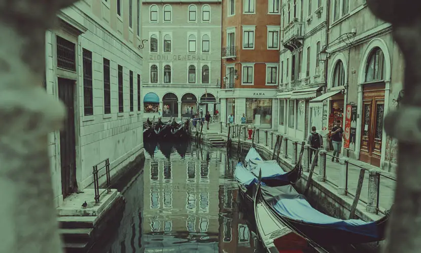 50 Expert mLUTs Film 3