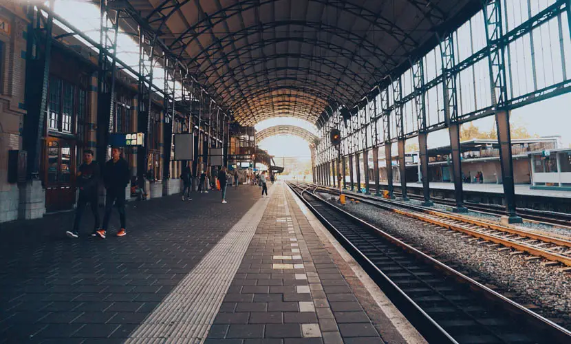 50 Expert mLUTs Film 3